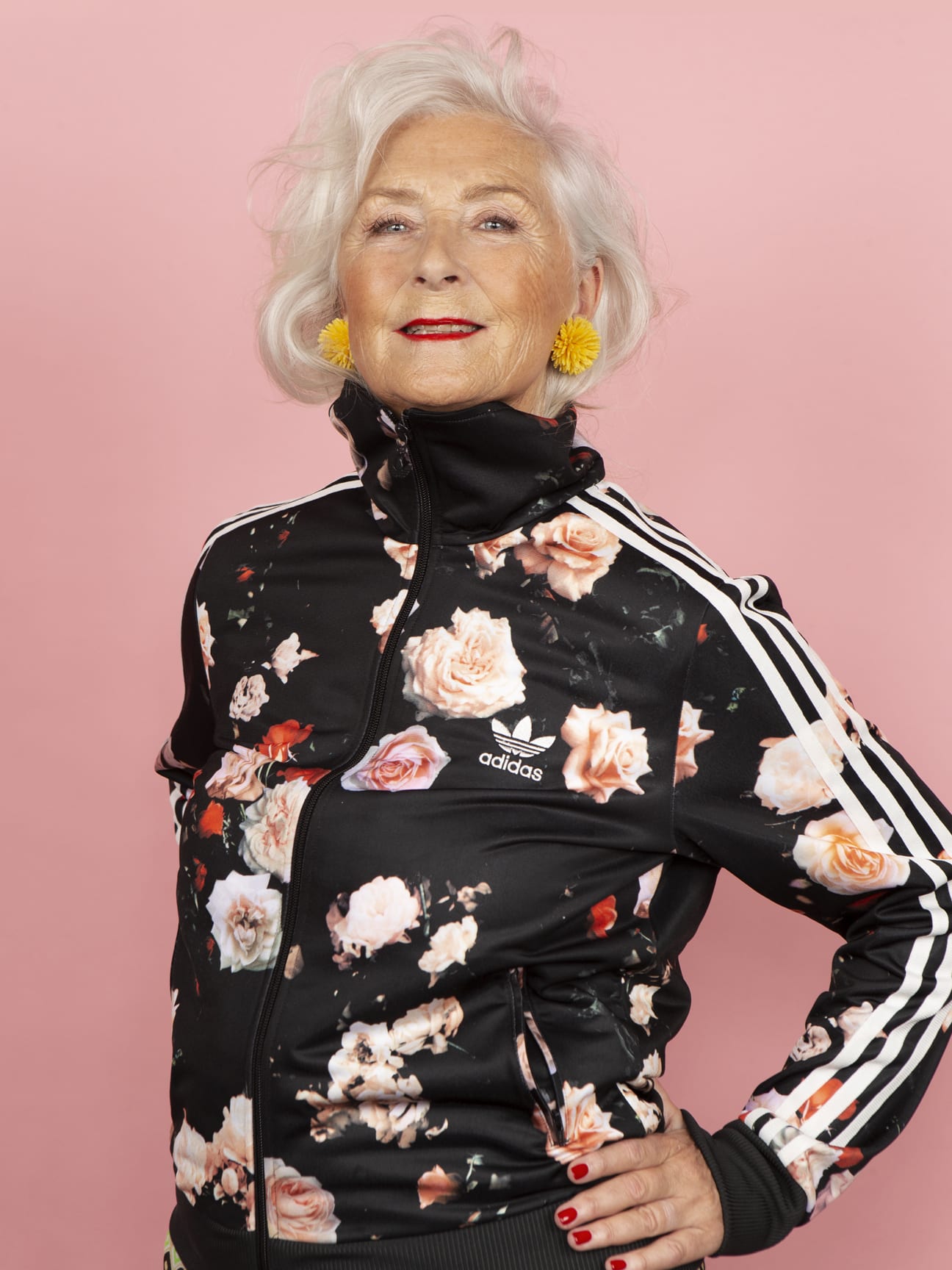 andbloom_the_art_of_aging_unapologetically_01